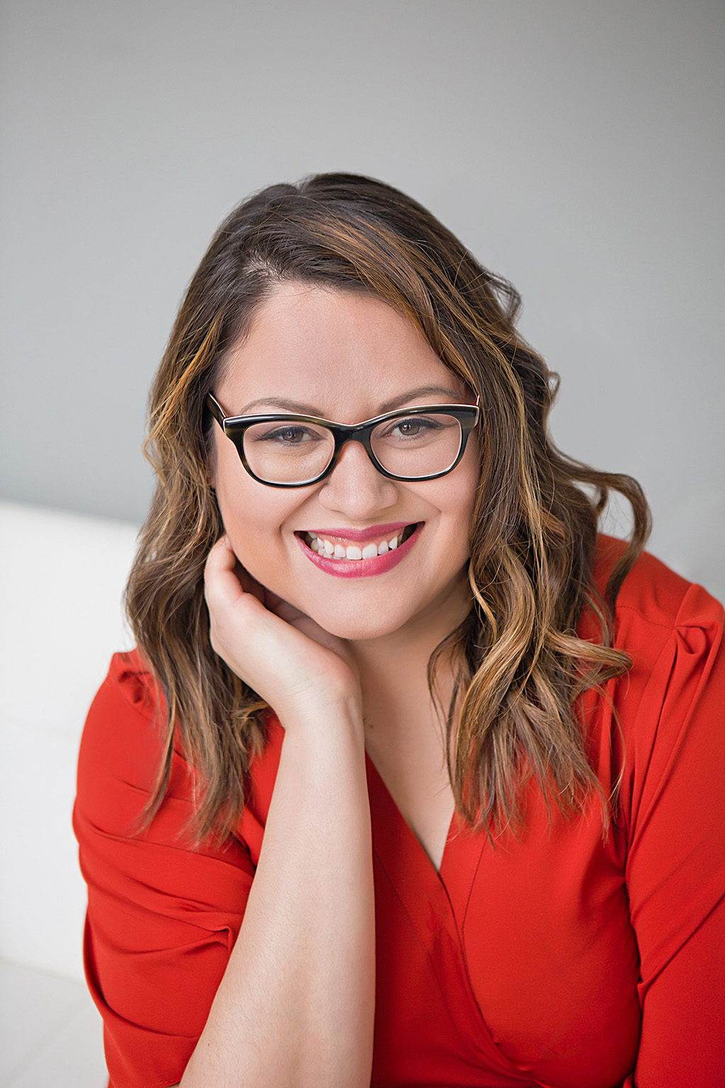 should I wear glasses in my headshot and family portraits Nashville